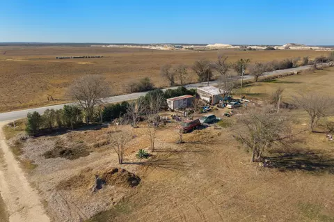 Undisclosed, Jarrell, TX 76537 photo 4