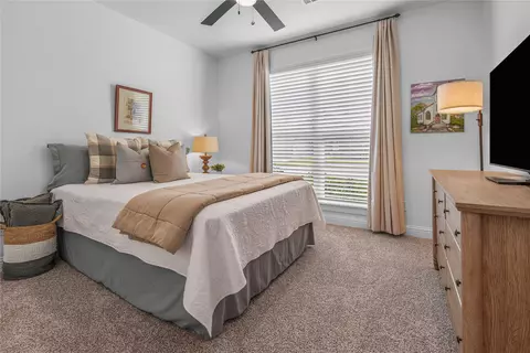 Bedroom - 5004 Booth Falls Trl, Bryan, TX 77802 photo 4 of 4