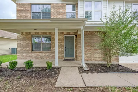 125 Holland St, Hutto, TX 78634