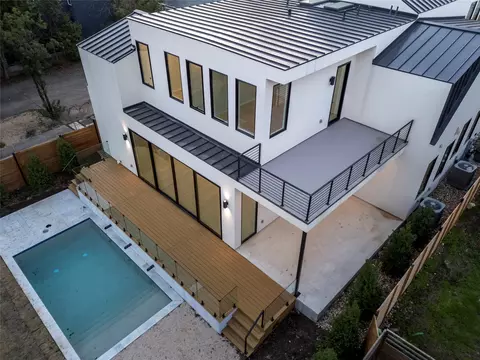 2107 Brackenridge St #2, Austin, TX 78704