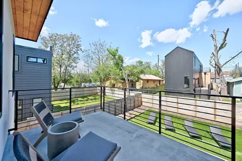 Exterior - 2510 E 4th St #2, Austin, TX 78702 photo 4 of 9