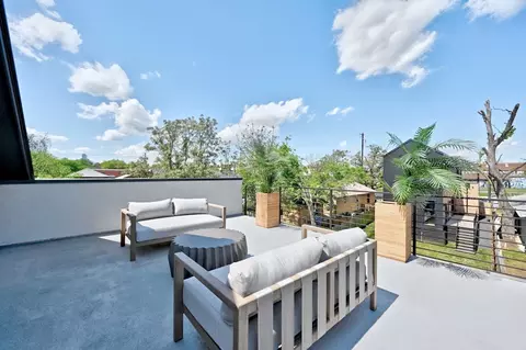 Exterior - 2510 E 4th St #2, Austin, TX 78702 photo 5 of 9