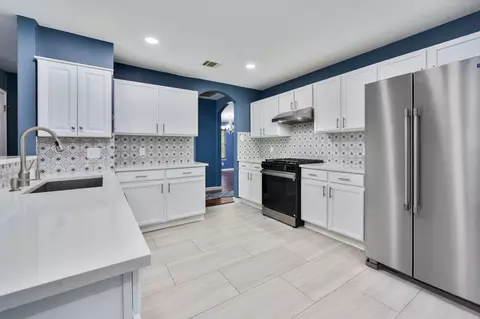 207 Presidio Dr, Leander, TX 78641
