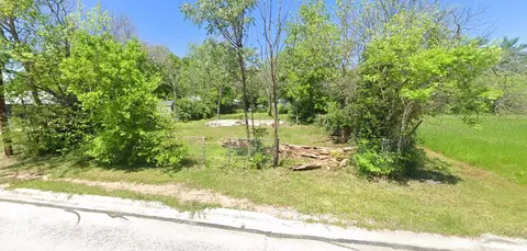 204 E Willow St, Burnet, TX 78611