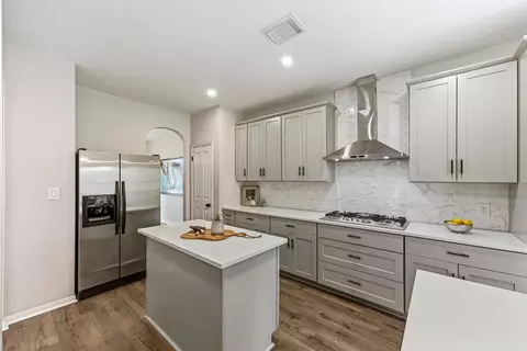 11200 Savin Hill Ln, Austin, TX 78739