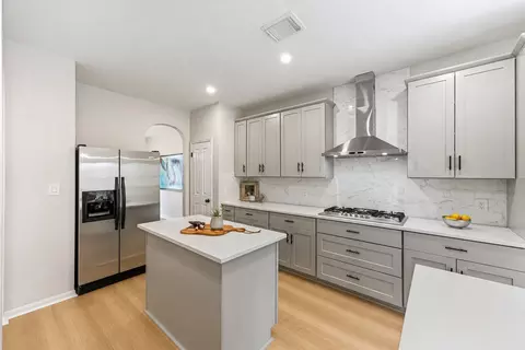 11200 Savin Hill Ln, Austin, TX 78739
