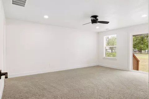 404 E Wolf St, Granger, TX 76530 photo 29
