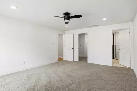 404 E Wolf St, Granger, TX 76530 photo 32