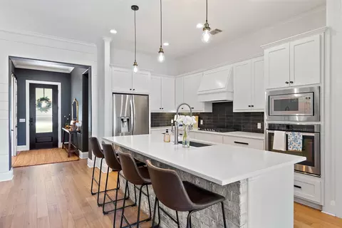 Kitchen - 1410 Hart St, Georgetown, TX 78626 photo 1 of 4