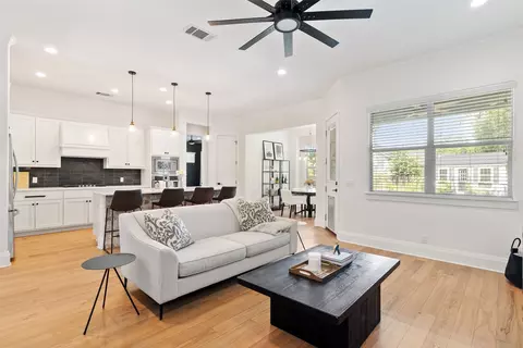 Other - 1410 Hart St, Georgetown, TX 78626 photo 4 of 8