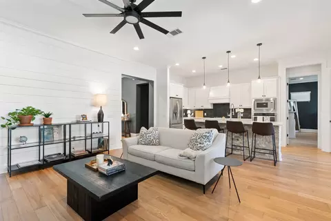 Other - 1410 Hart St, Georgetown, TX 78626 photo 5 of 8