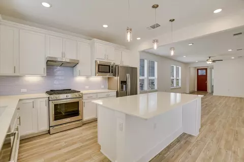 Kitchen - 702 Kitty Hawk Rd, Georgetown, TX 78633 photo 3 of 3