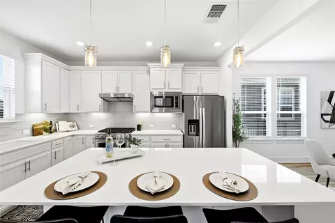 Kitchen - 702 Kitty Hawk Rd, Georgetown, TX 78633 photo 5 of 5