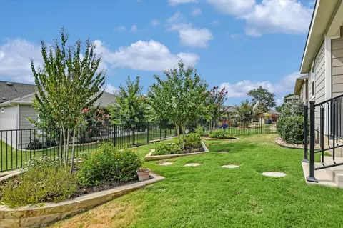 Exterior - 702 Kitty Hawk Rd, Georgetown, TX 78633 photo 6 of 6
