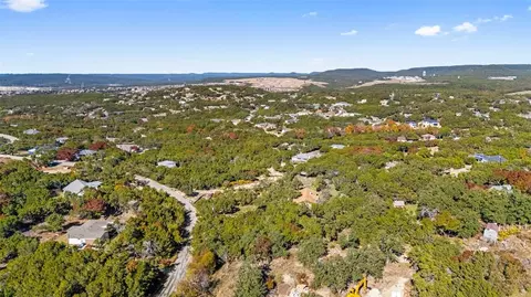 7601 White Oak Dr, Lago Vista, TX 78645