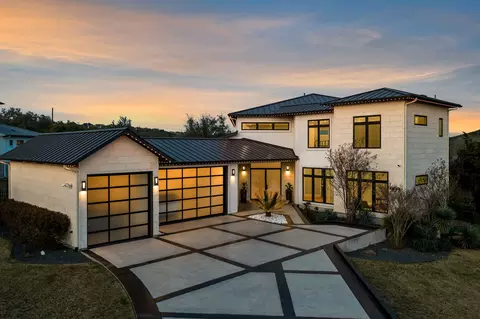 909 Cypress Grove Dr, Austin, TX 78732
