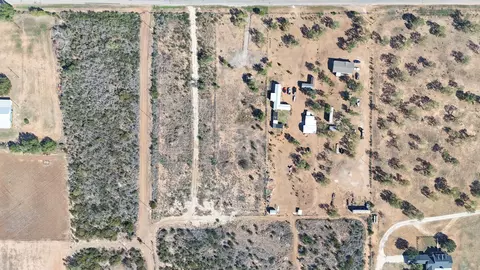 7051 County Rd, Moore, TX 78057 photo 20