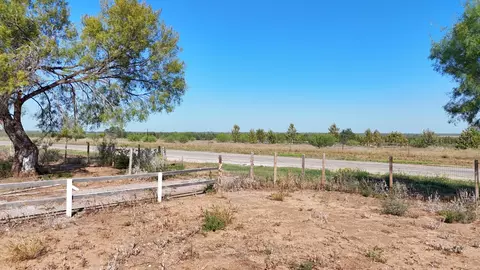 7051 County Rd, Moore, TX 78057 photo 15