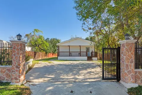 13907 Tophill Cir, Pflugerville, TX 78660