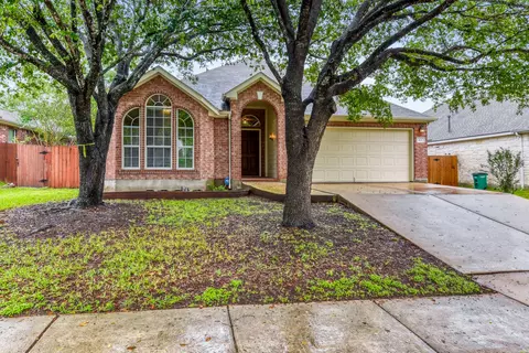 421 Racetrack Dr, Austin, TX 78748