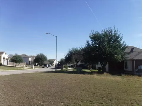 317 Gettysburg Loop, Elgin, TX 78621 photo 12