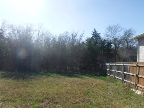 317 Gettysburg Loop, Elgin, TX 78621 photo 9