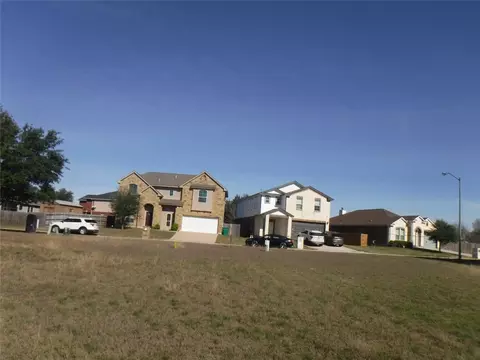317 Gettysburg Loop, Elgin, TX 78621 photo 3