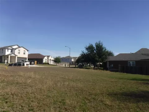 317 Gettysburg Loop, Elgin, TX 78621 photo 2