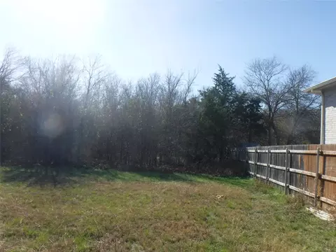 317 Gettysburg Loop, Elgin, TX 78621 photo 9