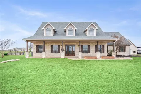 8600 Five Wells Rd, Rogers, TX 76569