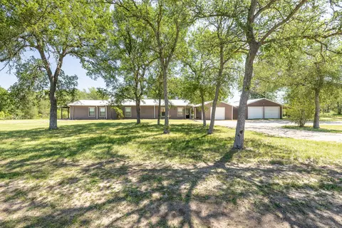 1229 State 304 Hwy, Gonzales, TX 78629