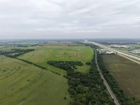 532 E Hillyard Rd, Troy, TX 76579 photo 3