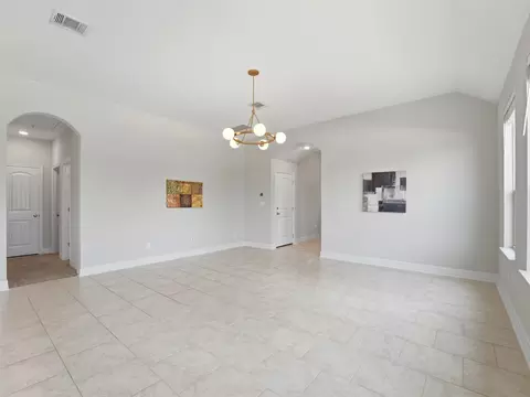 Dining - 2132 Ringstaff Rd, Leander, TX 78641 photo 2 of 2