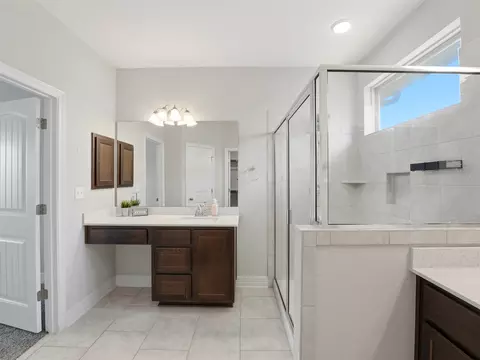 Bath - 2132 Ringstaff Rd, Leander, TX 78641 photo 4 of 4
