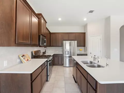 Kitchen - 2132 Ringstaff Rd, Leander, TX 78641 photo 3 of 5