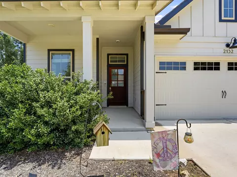Exterior - 2132 Ringstaff Rd, Leander, TX 78641 photo 3 of 8