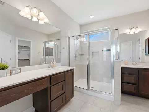 Bath - 2132 Ringstaff Rd, Leander, TX 78641 photo 2 of 4