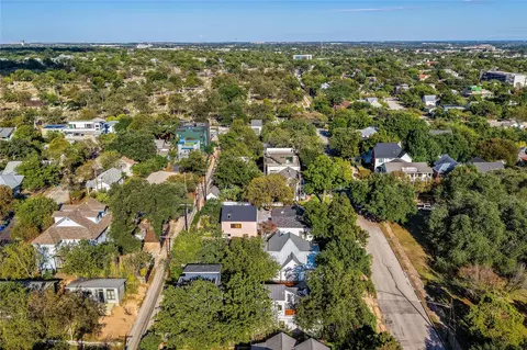 View/Area - 906 E 14th St #A, Austin, TX 78702 photo 1 of 2