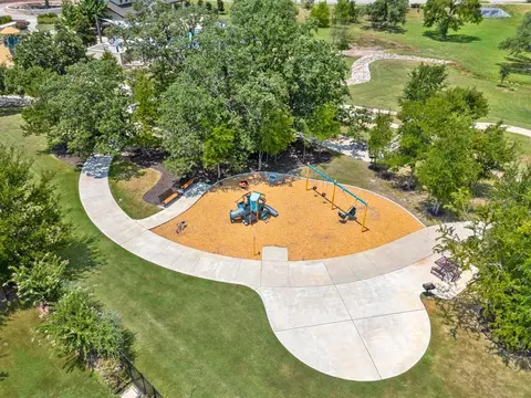 View/Area - 264 Gaida Loop, Georgetown, TX 78628 photo 3 of 5