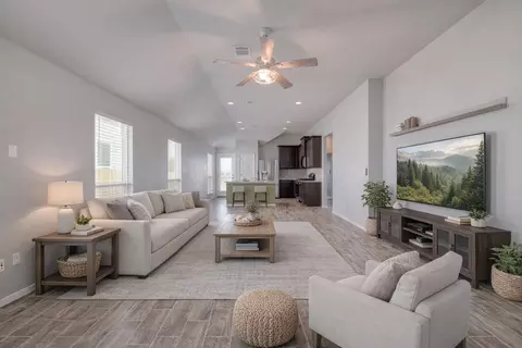 Living - 264 Gaida Loop, Georgetown, TX 78628 photo 1 of 4