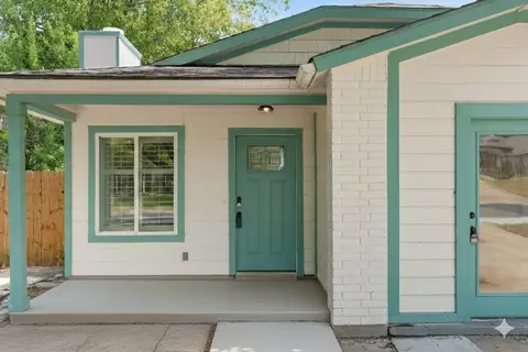 6807 Trendal Ln, Austin, TX 78744