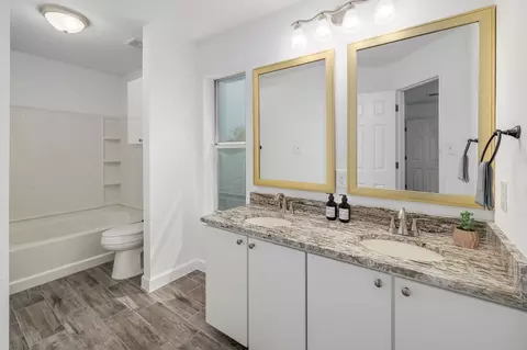 Bath - 709 Los Robles Rd, Leander, TX 78641 photo 1 of 4