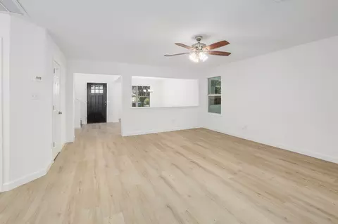 Living - 709 Los Robles Rd, Leander, TX 78641 photo 4 of 5