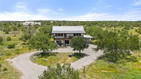 784 River View Dr, Johnson City, TX 78636