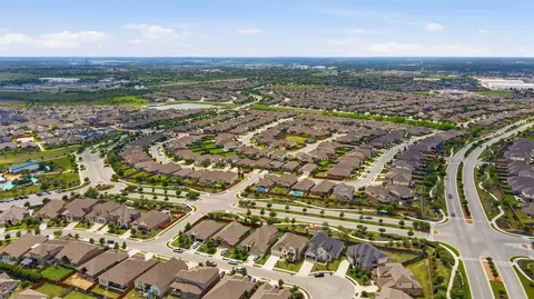 View/Area - 594 Baretta Loop, Buda, TX 78610 photo 4 of 5