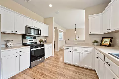 Entry Way - 1408 Faustino Cv, Leander, TX 78641 photo 1 of 2