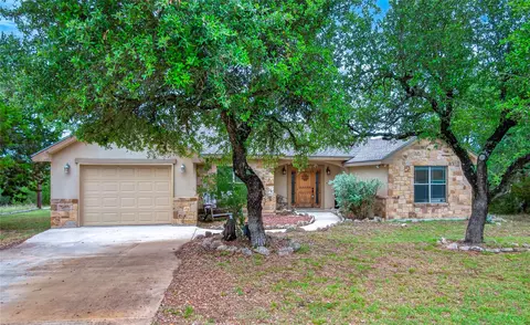 107 Garrett Way, Canyon Lake, TX 78133