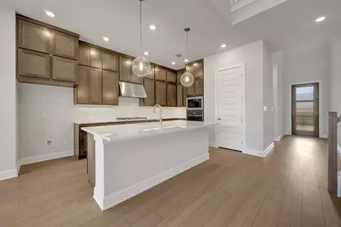 632 Sage Thrasher Cir, Dripping Springs, TX 78620