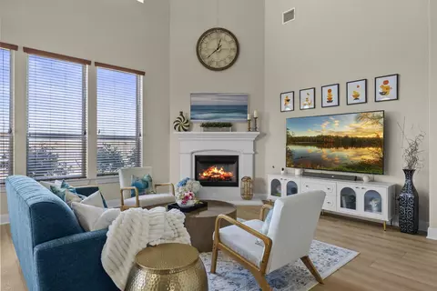 Living - 109 Wake Grv, Buda, TX 78610 photo 2 of 4