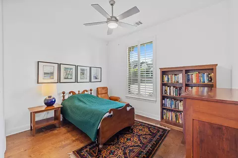Bedroom - 129 Hollytree Ct, Georgetown, TX 78628 photo 2 of 2